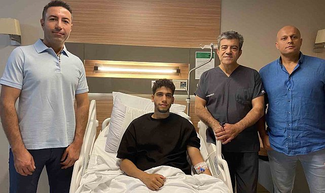 Sivasspor'un genç futbolcusu ameliyat oldu