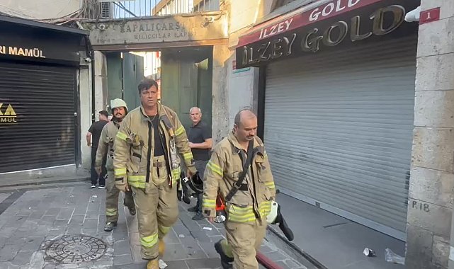 Tarihi Kapalıçarşı'da korkutan yangın