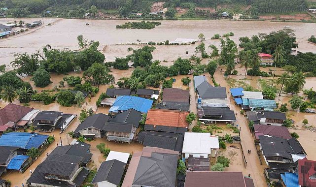 Tayland'da sel felaketi: 5 ölü