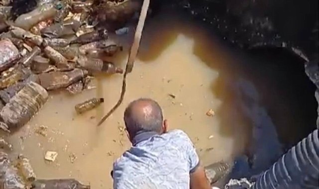 Temizleme çalışması 4 gün sürdü: Tıkanan sulama kanalından hayvan leşleri çıktı, ekipler hayrete düştü