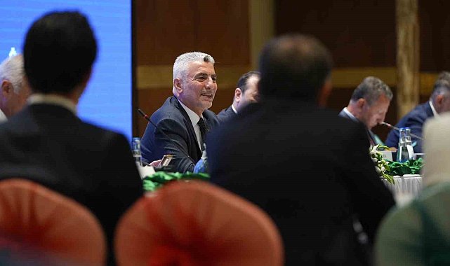 Ticaret Bakanı Bolat, Pakistan Başbakanı Şerif ile görüştü