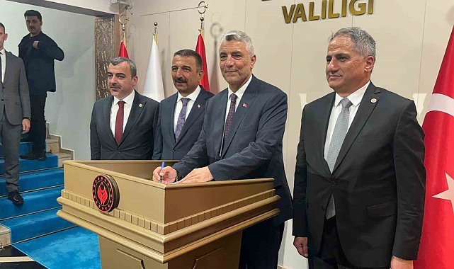 Ticaret Bakanı Bolat, Zonguldak Valiliği'ni ziyaret etti