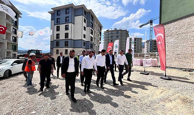 TOKİ Başkanı Sungur, Karabük'te projeleri yerinde inceledi