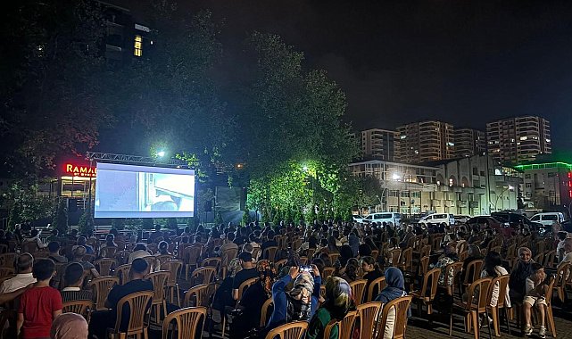Trabzon'un ilçeleri yazlık sinema ile tanışıyor