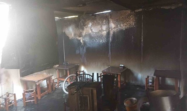 Türkoğlu'nda konteyner yangını