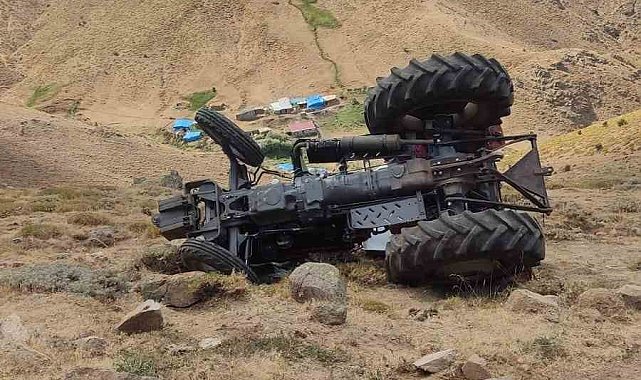 Uçuruma yuvarlanmalarına ramak kalmıştı 4'ü yaralandı