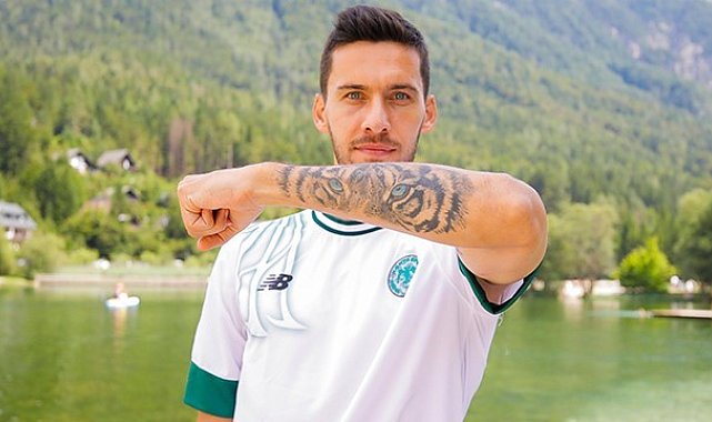 Umut Nayir: "Milli takıma çağırıldığım için çok mutluyum ve gururluyum"