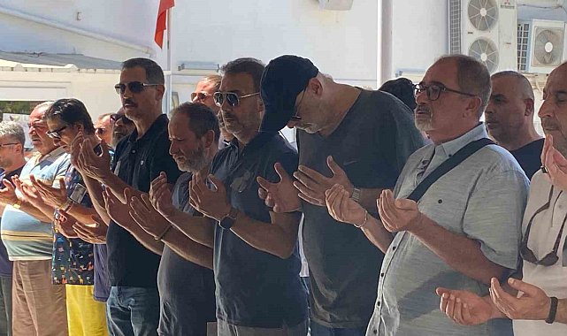 Ünlü oyuncu Hakan Yılmaz'ın babası Necdet Yılmaz Bodrum'da son yolculuğuna uğurlandı