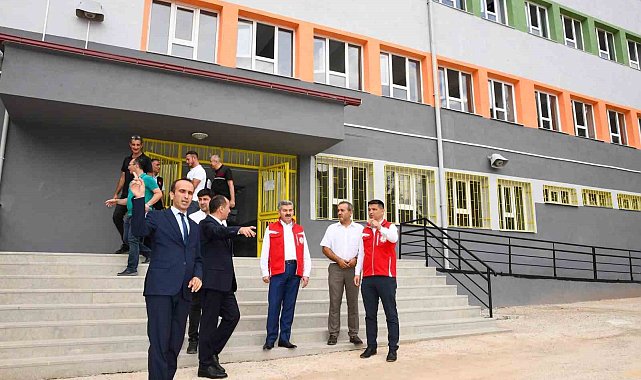 Uşak&#039;ta depreme dayanıksız okullarda güçlendirme çalışmaları devam ediyor