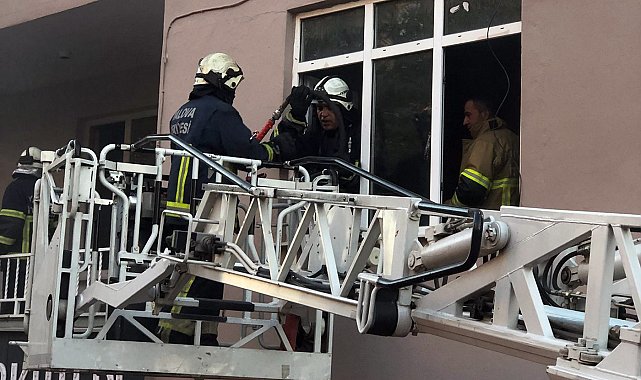Yalova'da apartman dairesindeki yangın söndürüldü