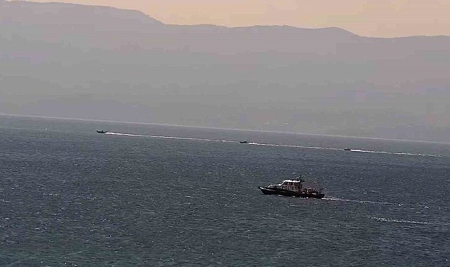 Yalova'da arama kurtarma çalışmalarında heyecanlandıran görüntü