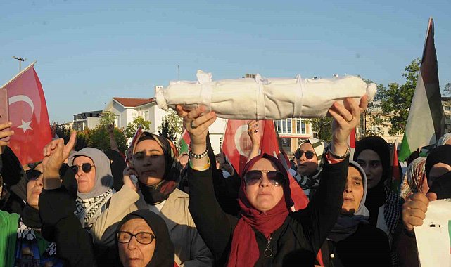 Yalova'da Hamas lideri İsmail Haniye ve Filistin için miting düzenlendi