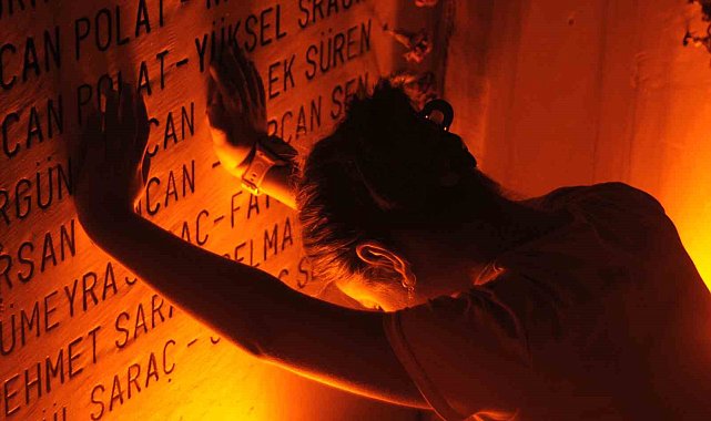 Yalova'da Marmara Depremi'nde hayatını kaybedenler anıldı