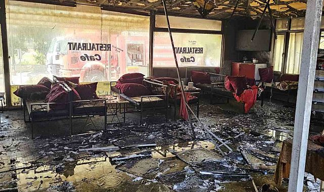 Yangın, restoranı kullanılmaz hale getirdi