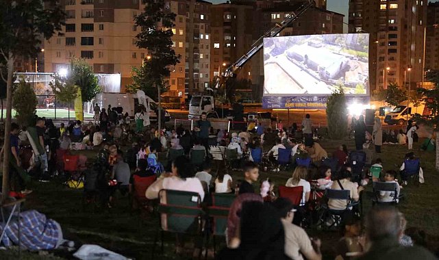 Yaz Sineması etkinliğine yoğun ilgi