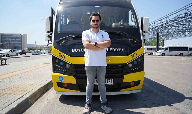 Yüksek lisans diplomalı şoför, gördüğü dersleri meslek hayatında uyguluyor