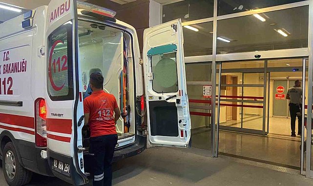 Yüksekten düşen çocuk işçi yaralandı