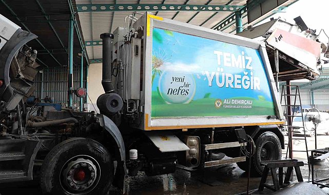 Yüreğir Belediyesi çöp suyu akıtan araçları tamir ettirdi