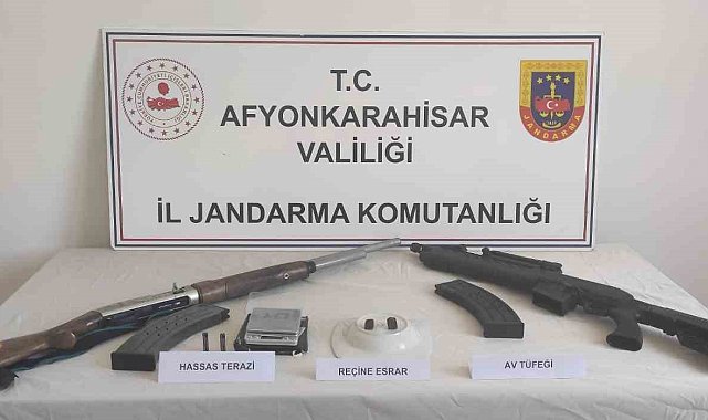 Yurt dışından temin ettiği uyuşturucuyu satamadan yakalandı