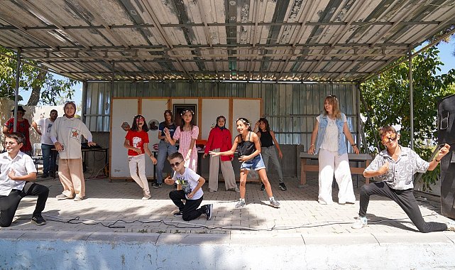 5'inci Çocuk Sanat Şenliği dolu dolu geçti