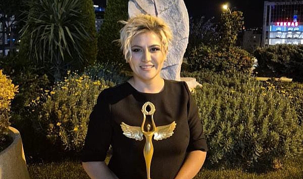 Altın Melek Ödüllerinde Çiğdem Başer Rüzgarı