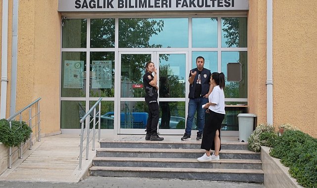 Edirne'de KPSS'ye geç kalan adaylar içeri alınmadı