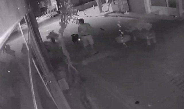 İzmir'de kadını alıkoyan saldırgan polise de ateş açtı, o anlar kamerada