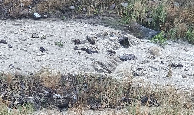 Kayseri'de kısa süreli yağış etkili oldu