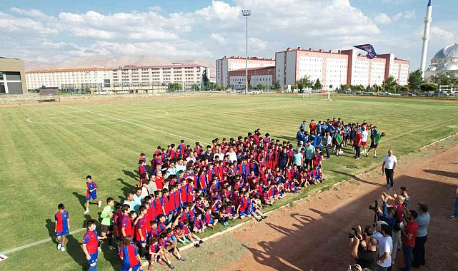 Niğde Belediyespor'dan coşkulu sezon açılışı