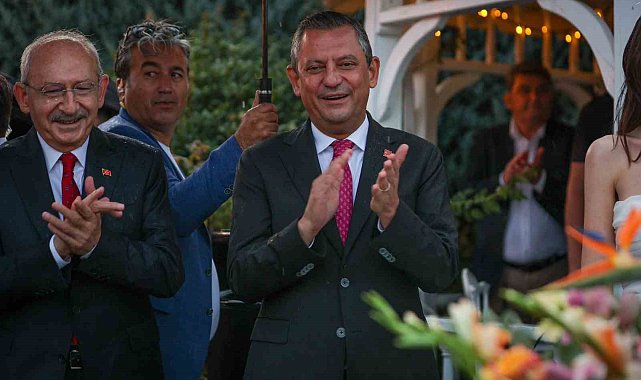 Özel ve Kılıçdaroğlu birlikte nikah şahidi oldu