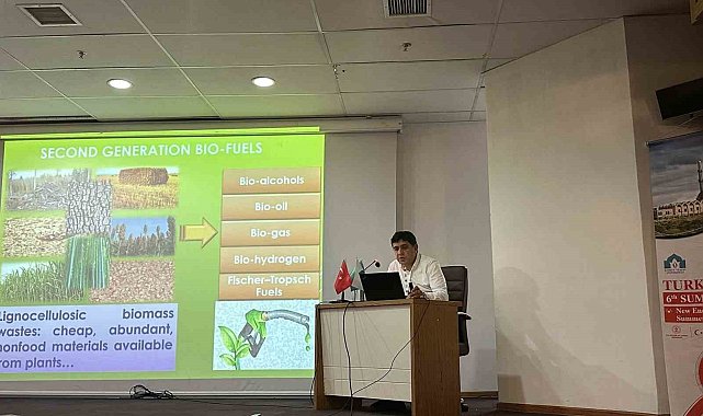 Rektör Alma, Kazakistan'da seminer verdi