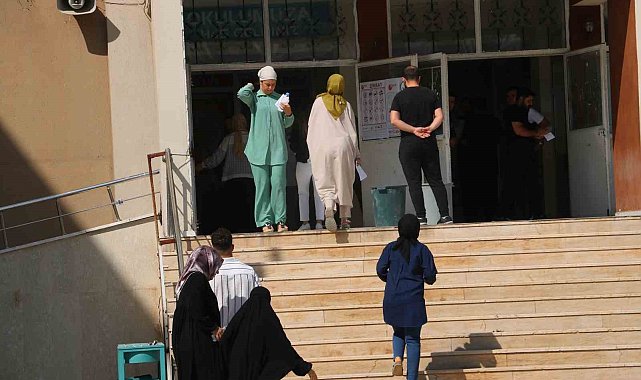 Şanlıurfa'da sınava geç kalan aday salona alınmadı