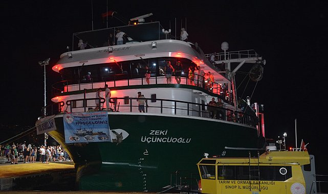 Sinop'ta balıkçılar törenle 'Vira Bismillah' dedi