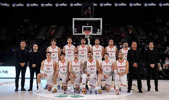 12 Dev Adam, Macaristan&#039;ı farklı yendi