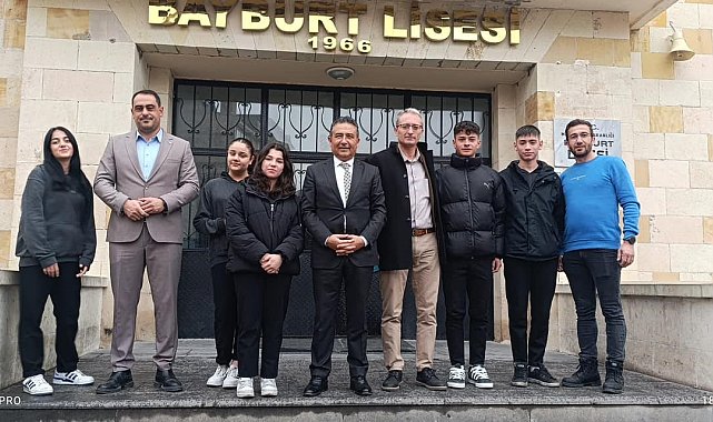 9 günlük ara tatil sonrası Bayburt'ta öğrenciler dersbaşı yaptı