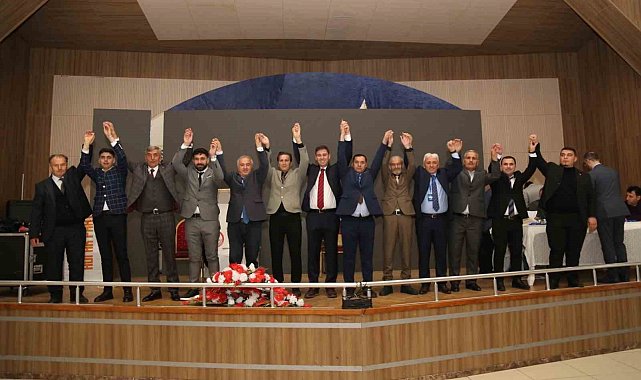 Ak Parti Oltu 'Oğuzhan Yavuz'la devam dedi