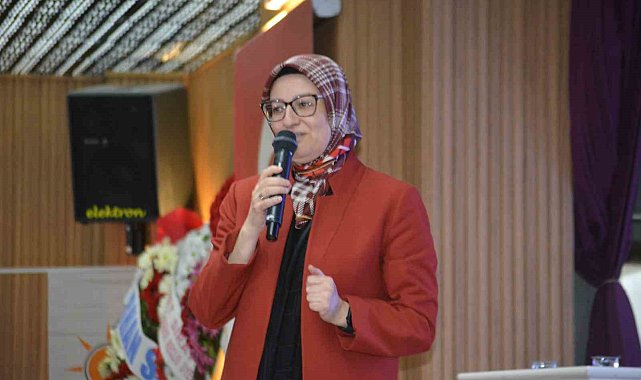 AK Partili Uygur, "Türkiye'nin AK Parti iktidarında nereden nereye geldiğini görmemiz gerekiyor"