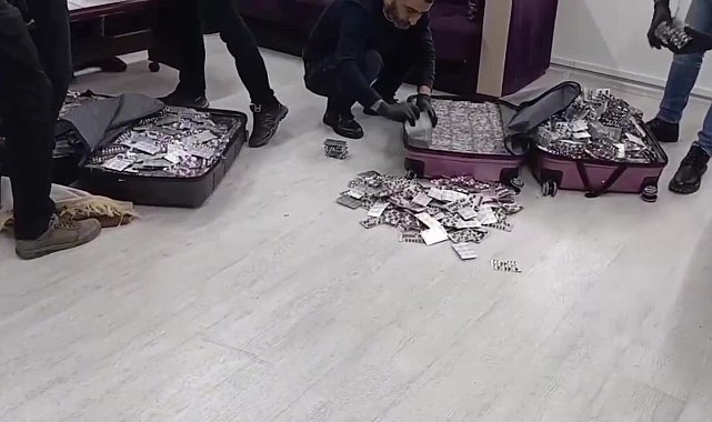 Amasya'da yolcu otobüsünde 57 binden fazla uyuşturucu hap ele geçirildi