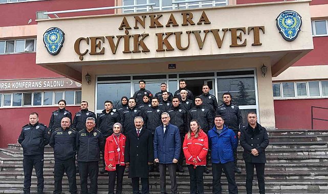 Ankara İl Emniyet Müdürü Dinç, Türk Kızılay&#039;a kan bağışında bulundu
