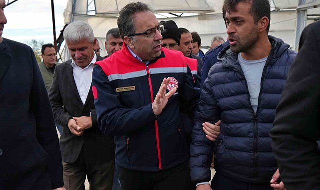 Antalya'da sel ve hortum 4 bin 500 dekarlık tarım alanında zarara yol açtı