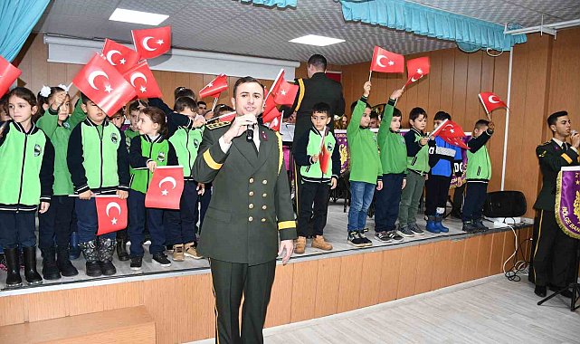 Askeri bando takımı Uludere'de konser verdi