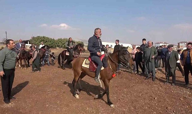 At sevdalıları Adıyaman'da bir araya geldi