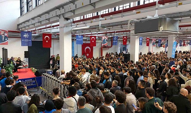 Aydın Kitap Fuarı binlerce ziyaretçinin katılımıyla devam ediyor
