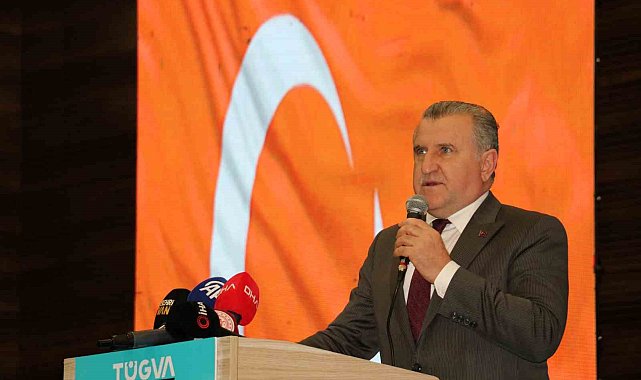 Bakan Bak: "Hiç kimse bu ülkeye diz çöktüremeyecek"