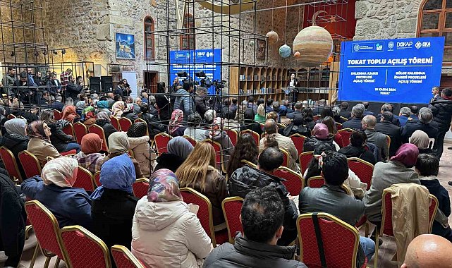 Bakan Kacır: "Ajandamıza, akıl defterimize yeni çentikler atmanın gayreti içindeyiz"