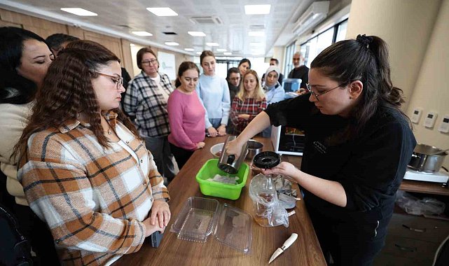 Bakırköy Belediyesi'nden 'gıdayı atma, dünyayı renklendir' programı
