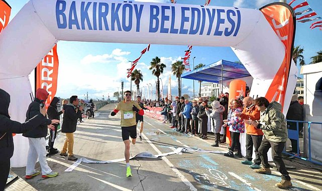 Bakırköy'de Öğretmenler Günü Koşusu düzenlendi