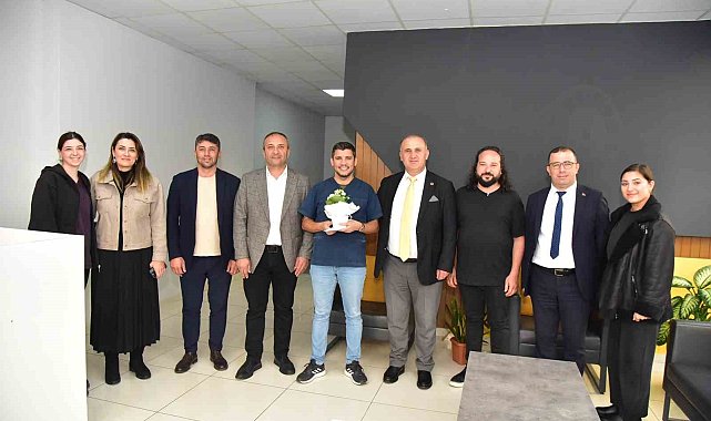 Başkan Kaya'dan diş hekimlerini unutmadı