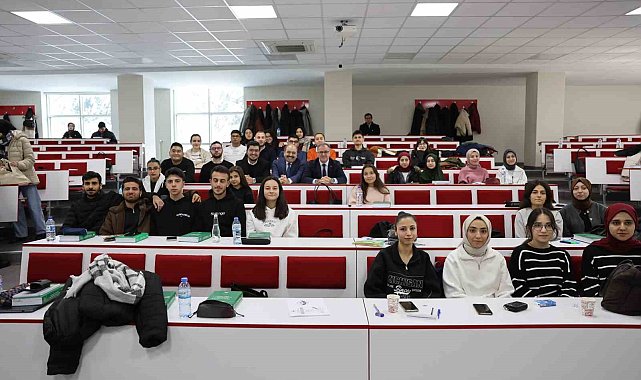 Başkan Özdoğan gençlerle tecrübelerini paylaştı