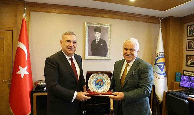 Batum Başkonsolosu Altınörs'ten Avrasya Üniversitesi'ne ziyaret